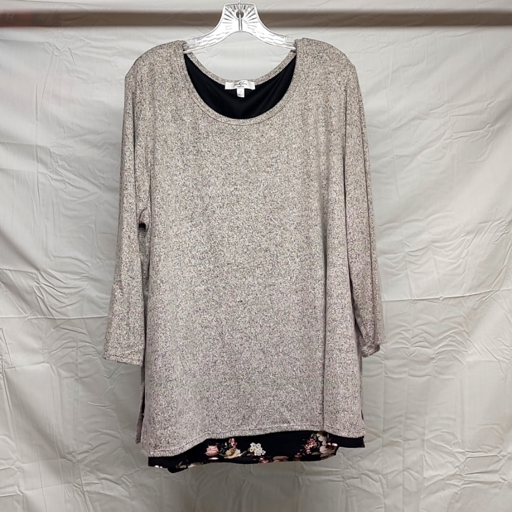 Moa Moa Grey with Black Speckled Sweater with Shirt underneath 2X